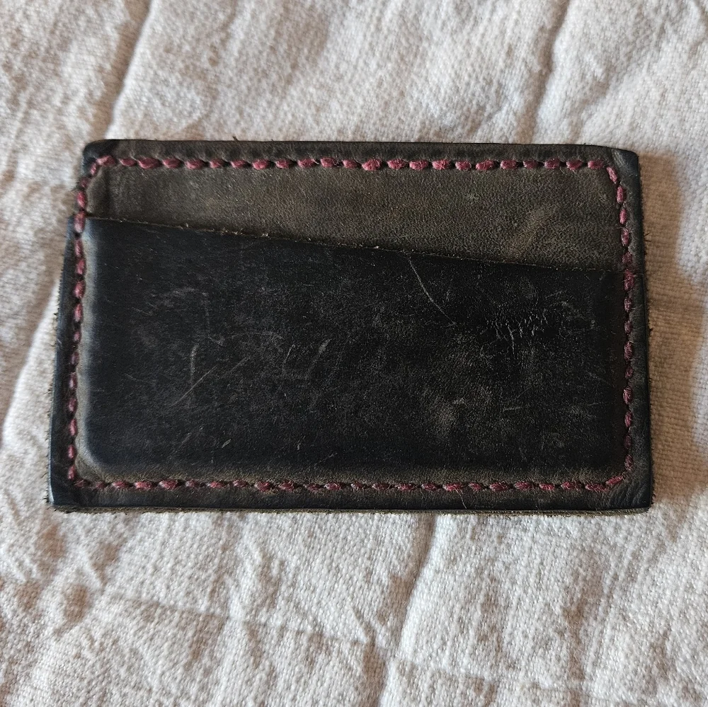 Handmade leather card holder (0726)